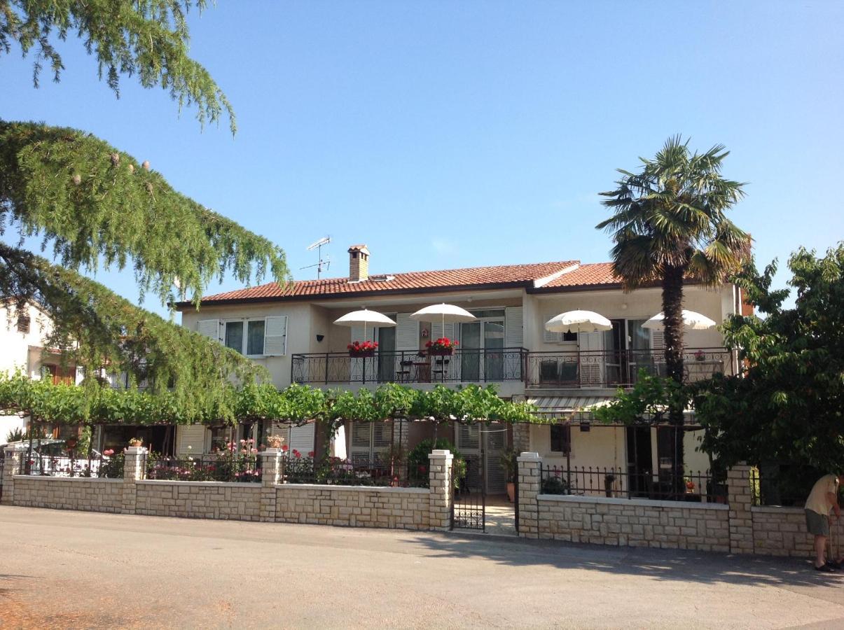 Vila Alma Πόρετς Εξωτερικό φωτογραφία